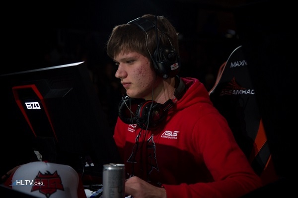 BLG官宣新赛季阵容：Uzi复出加盟